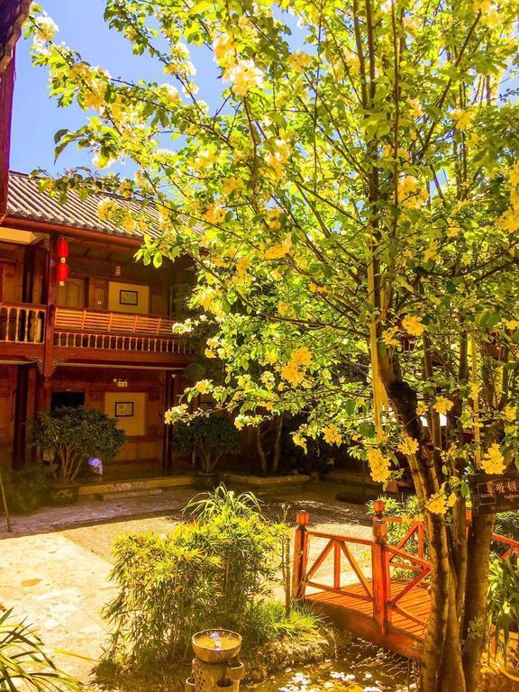 Lijiang Wangfu Hotel Экстерьер фото
