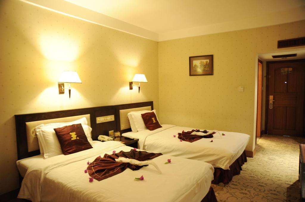 Lijiang Wangfu Hotel Экстерьер фото