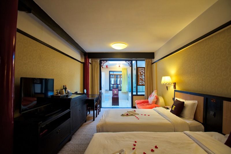 Lijiang Wangfu Hotel Экстерьер фото