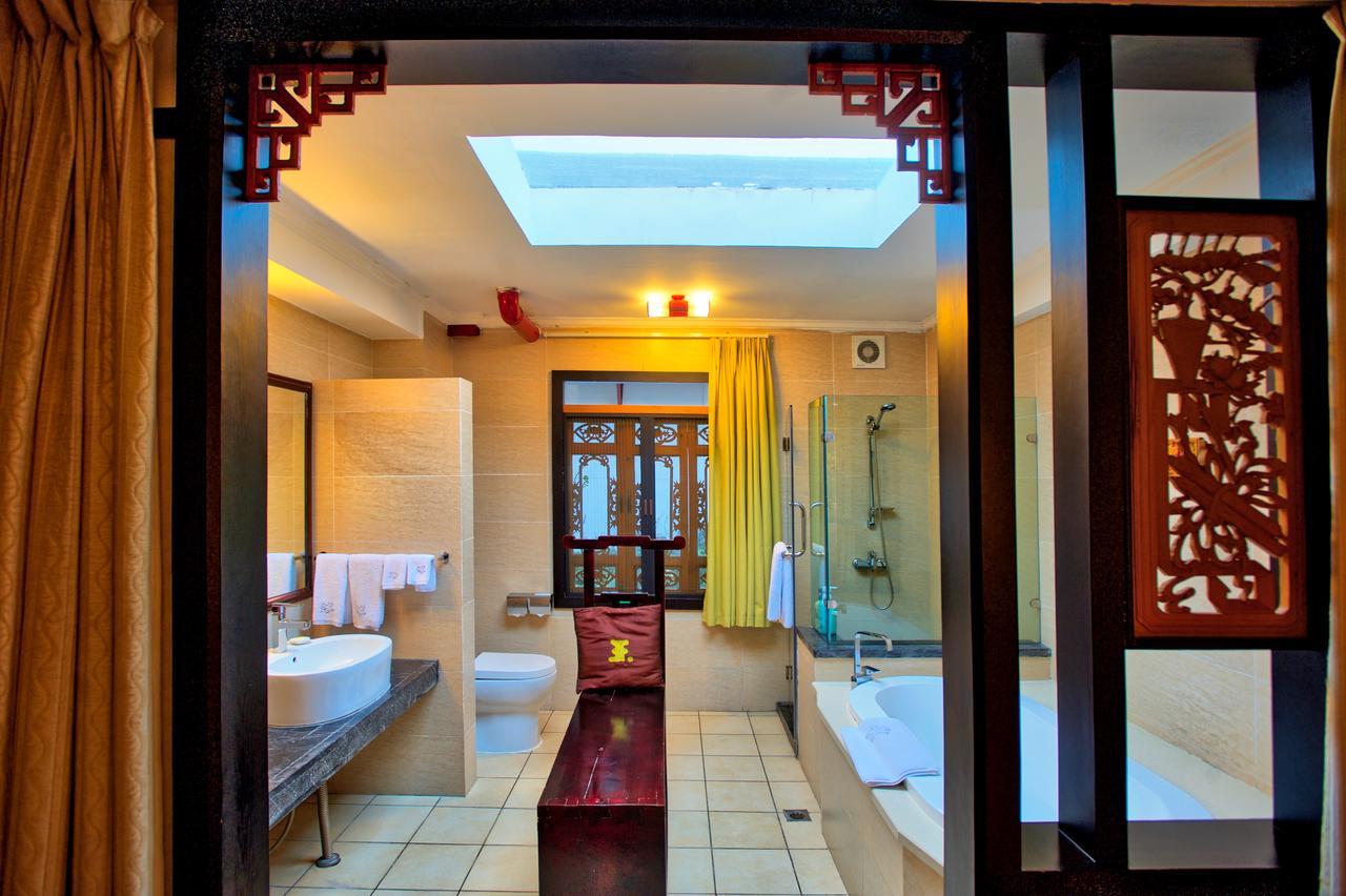 Lijiang Wangfu Hotel Экстерьер фото