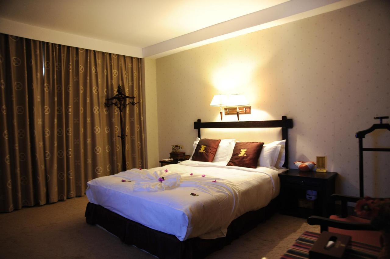 Lijiang Wangfu Hotel Экстерьер фото