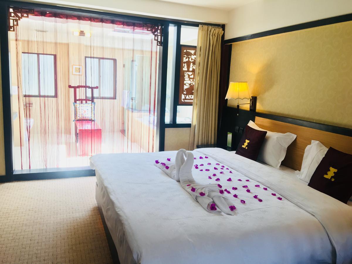 Lijiang Wangfu Hotel Экстерьер фото