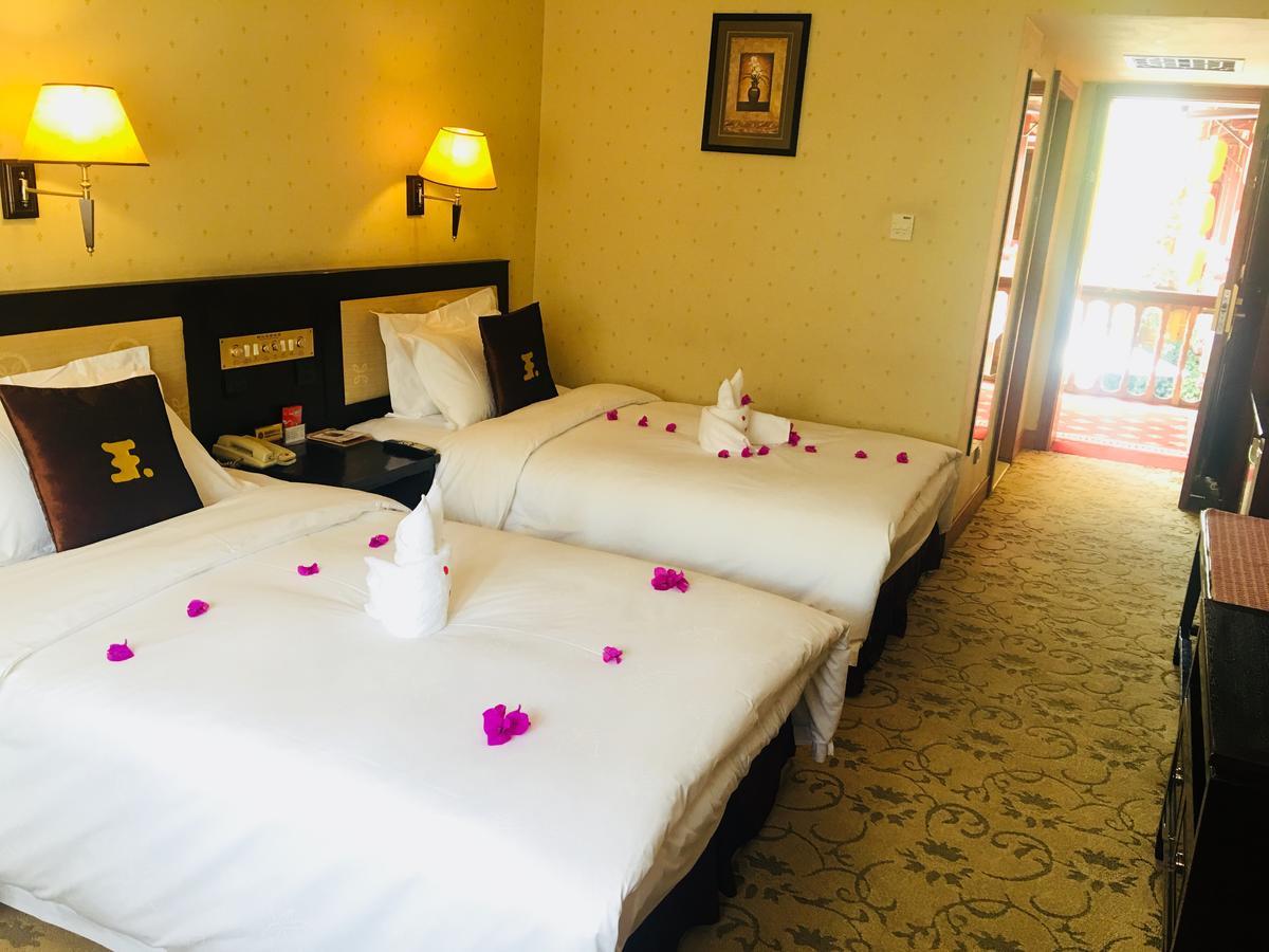 Lijiang Wangfu Hotel Экстерьер фото