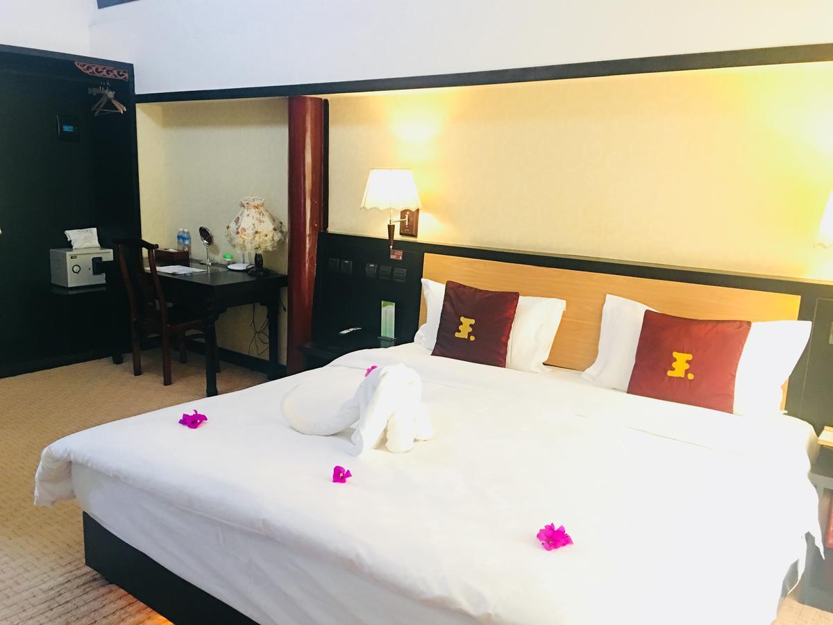 Lijiang Wangfu Hotel Экстерьер фото