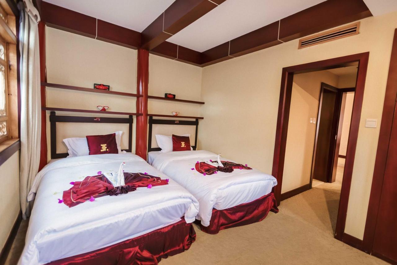 Lijiang Wangfu Hotel Экстерьер фото