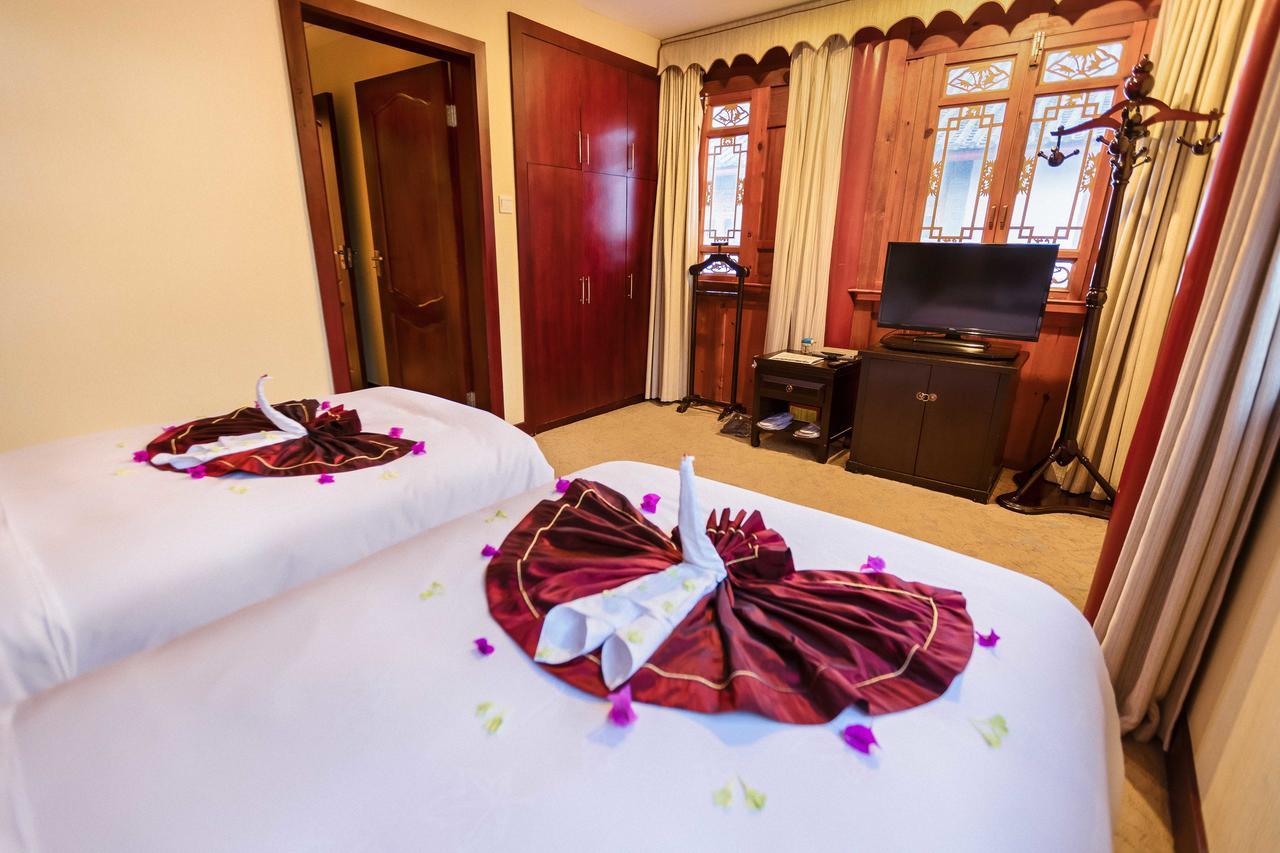 Lijiang Wangfu Hotel Экстерьер фото