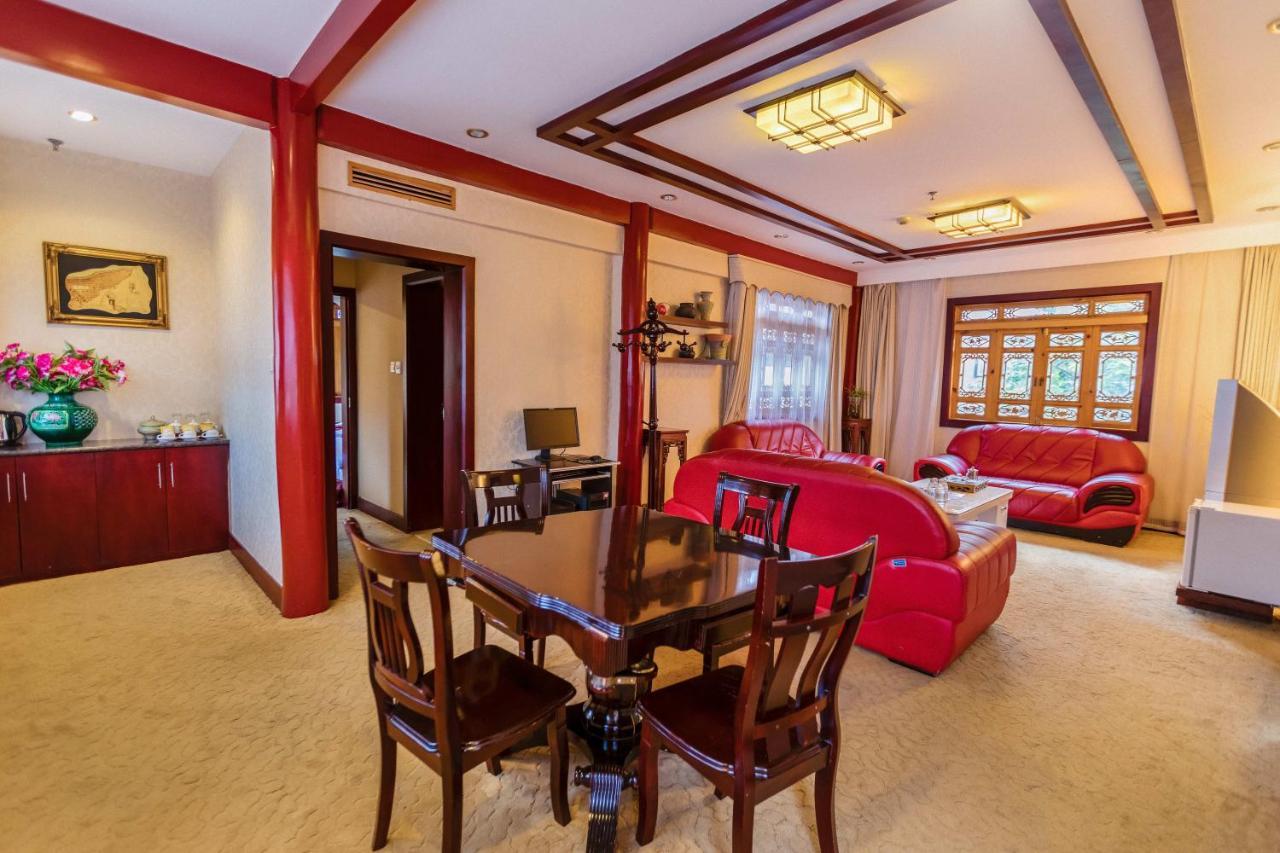 Lijiang Wangfu Hotel Экстерьер фото