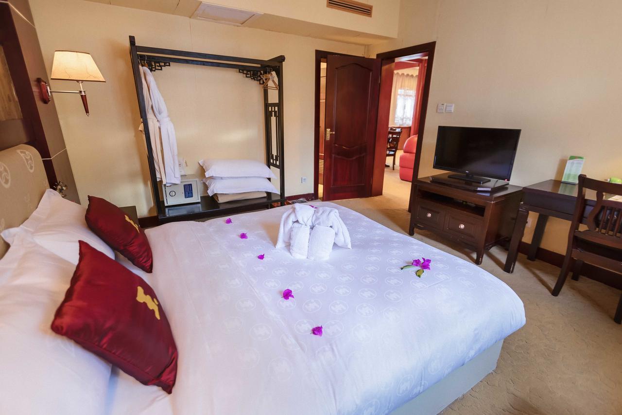 Lijiang Wangfu Hotel Экстерьер фото